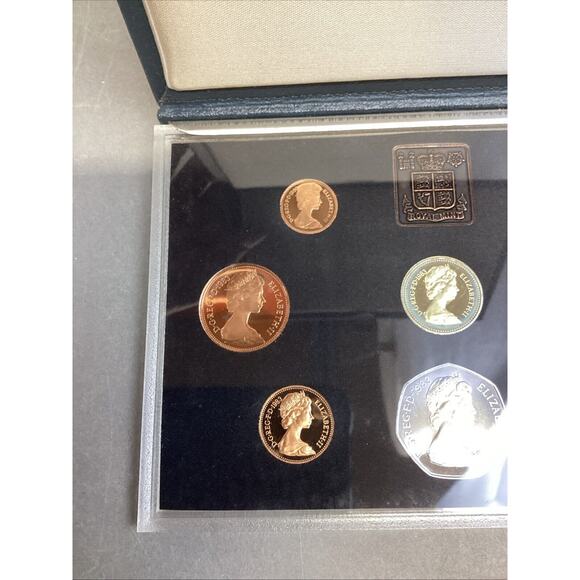 1983 UNITED KINGDOM ROYAL MINT 8 COIN PROOF SET - 8 Coins - Picture 8 of 12